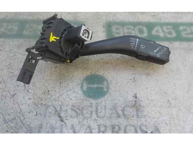 Ручка стеклоочистителей 1K0953519J9B9, 1K0953519J   Skoda Yeti (5L)    