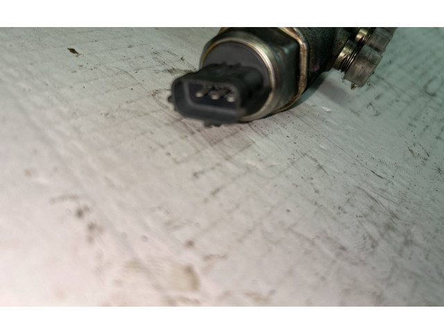 Топливная рампа    Mitsubishi L200  