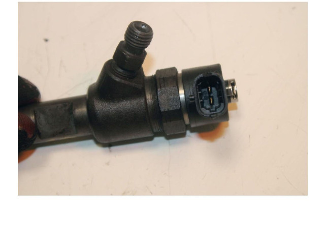 Vstřikovač 0445110351   Alfa Romeo Mito    199B1000 