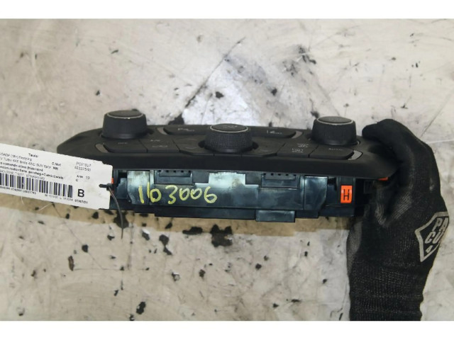 Блок управления климат-контролем    Jeep Renegade