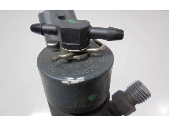 Vstřikovač 23670-0N020, 23670-0N020 Toyota Yaris Verso 1