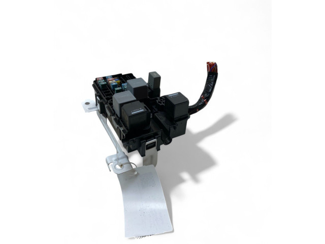 Блок предохранителей 31384034   Volvo XC90    