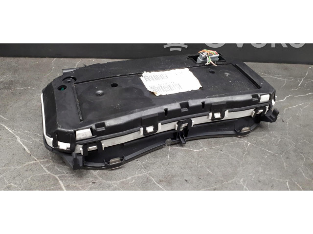 Панель приборов 8200715178N   Renault Clio III       