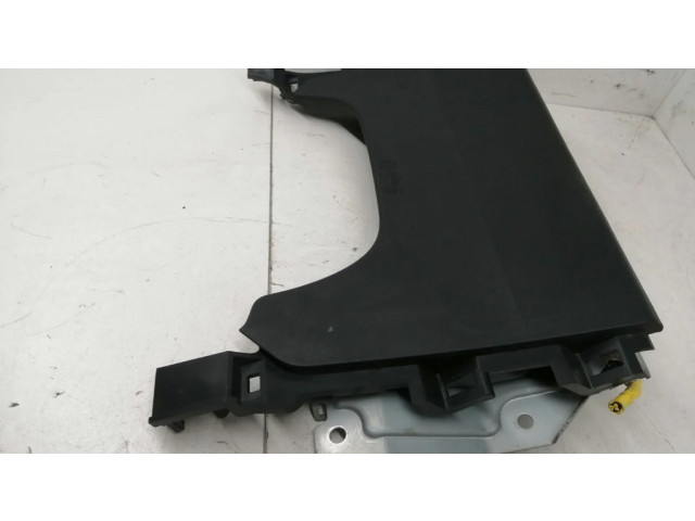 Подушка безопасности для колен 7030A242, 6241458 Mitsubishi ASX