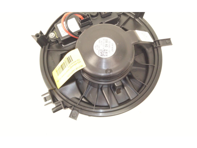 Вентилятор печки 3Q1819021 Volkswagen Passat Alltrack