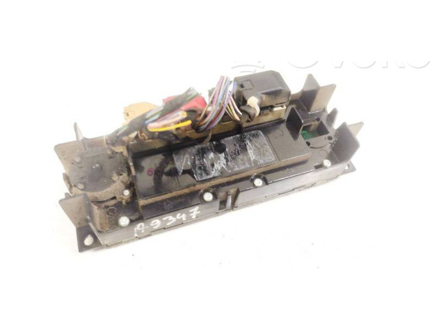 Блок управления климат-контролем    Skoda Octavia Mk1 (1U)