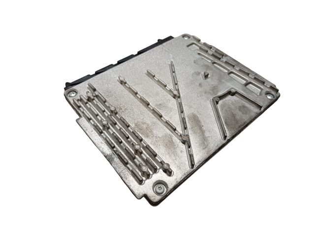 Блок управления двигателя 0281011078, 30637733   Volvo XC90