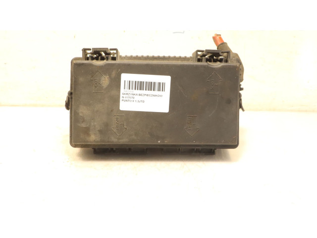 Zámek zadních dveří    Fiat Punto (199) 2006