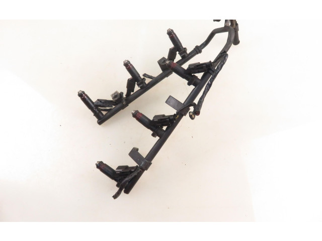 Vstřikovací lišta 04591306AB, 04591306AB   Chrysler 300M    EER 