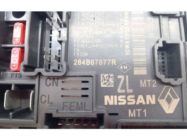   Pojistková skříňka 284B67877R   Renault Captur 2020