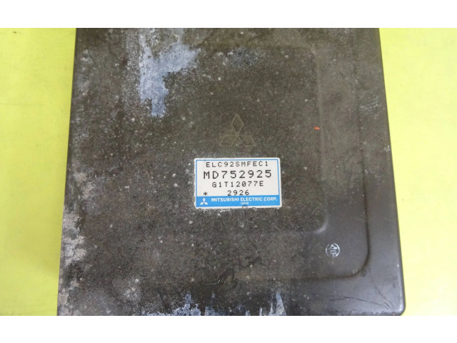 Блок управления двигателя MD752925 Mitsubishi Colt