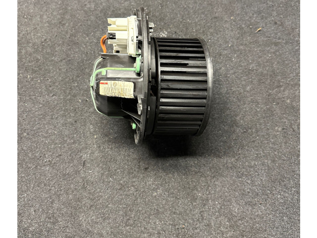 Вентилятор печки 9227670, 9265892 BMW X3 F25