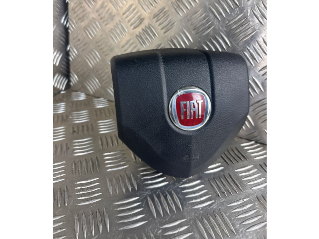 Подушка безопасности водителя P1TP76DX9AD, T29SL2711W0913 Fiat Freemont