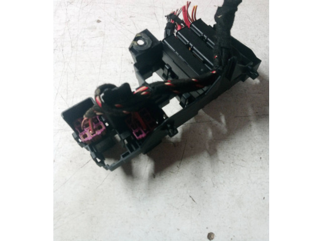 Блок предохранителей  8K0971845A   Audi A5 8T 8F    