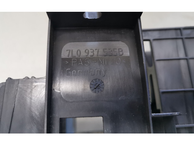 Pojistková skříňka 7L0937535B, 7L0937603A Volkswagen Touareg 2008