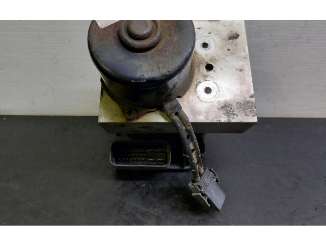 Блок АБС 8619538 Volvo S80 1999 - 2003 года