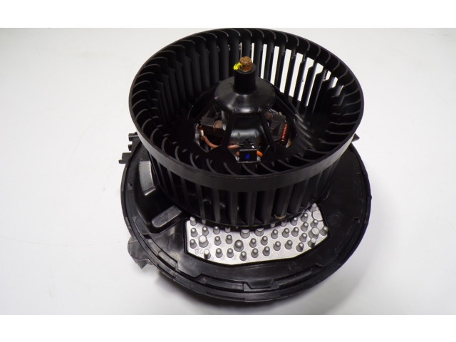 Вентилятор печки    5WB819021A, M036094P   Cupra Leon