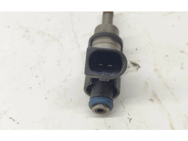 Форсунка 06D133036D    Audi A3 S3 8P   