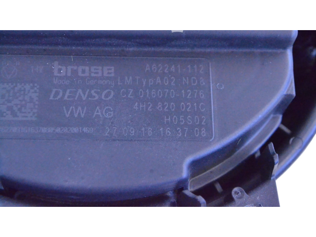 Вентилятор печки 4H2820021C Audi A7 S7 4G