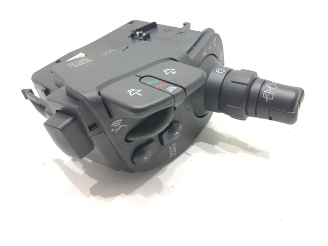 Переключатель дворников    Renault Clio III