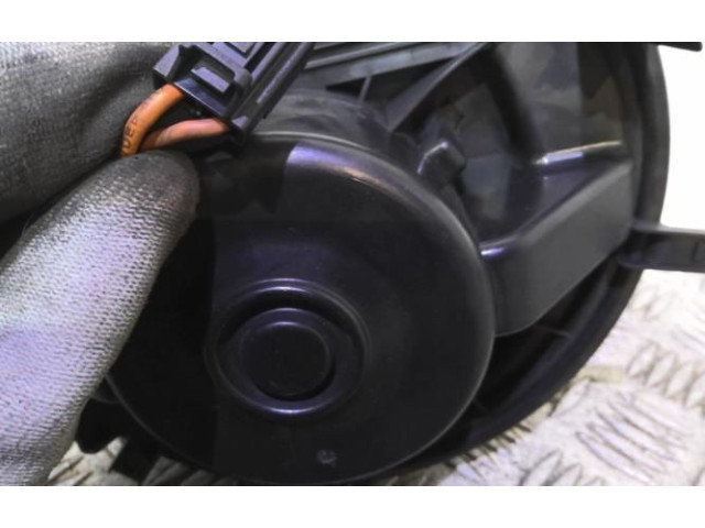 Вентилятор печки 5Q1819021J Volkswagen Golf VII