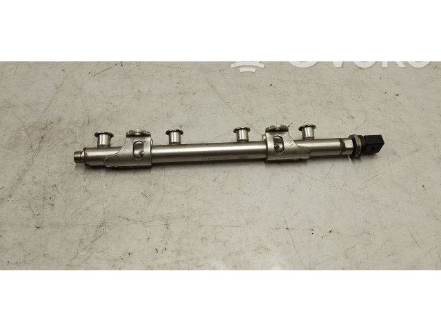 Топливная рампа 04e133320d Skoda Octavia Mk3 (5E) для двигателя CZD