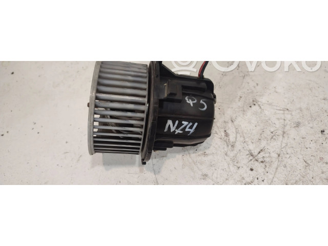 Вентилятор печки Audi Q5 SQ5