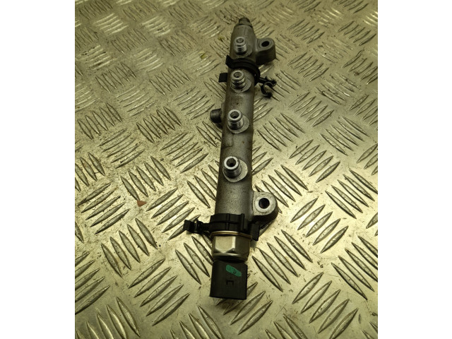 Vstřikovací lišta 057130089Q, VD34755 Volkswagen Touareg II CKDA