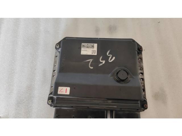 Блок управления двигателя 8966153741   Lexus IS 220D-250-350