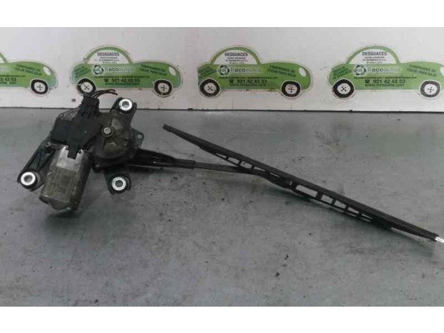 Моторчик заднего дворника 9225635, 53015012 Opel Combo C