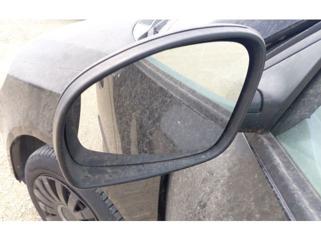 Зеркало электрическое        Skoda Fabia Mk2 (5J)  2007 - 2014 года   