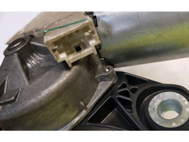 Моторчик заднего дворника 7700311590, L0-4242X    Renault Trafic II (X83)