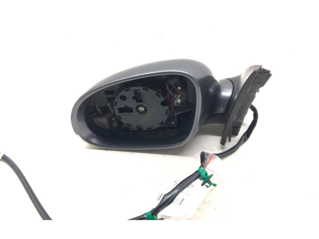 Зеркало (управляемое электричеством) Volkswagen Jetta V 2005 - 2010 года