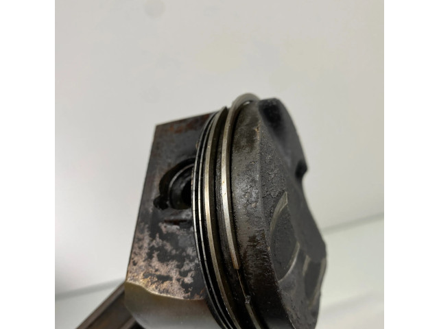 Поршень с шатуном N12B14AA Mini One - Cooper Coupe R56 для бензинового двигателя 1.4