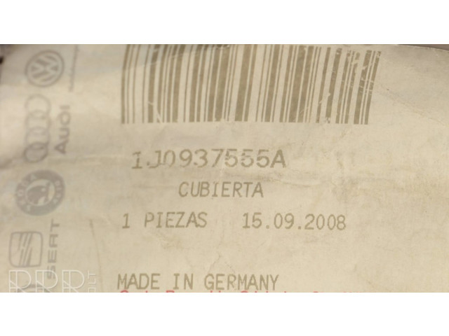 Крышка блока предохранителей 1J0937555A, 1j0937550 Audi A3 S3 8L