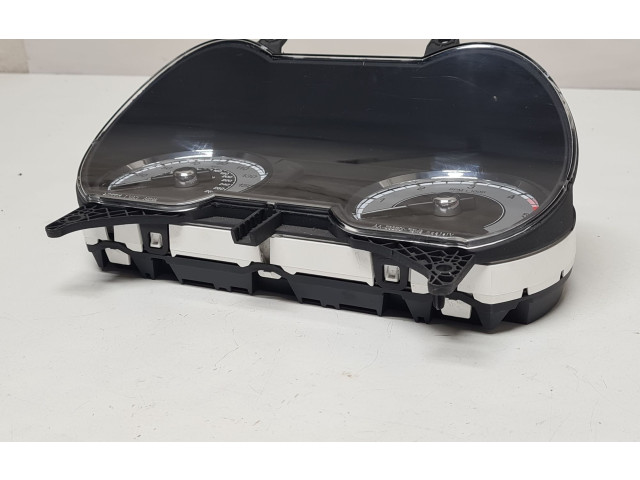 Панель приборов 8X2310849JJ, 6W8F10894A Jaguar XF