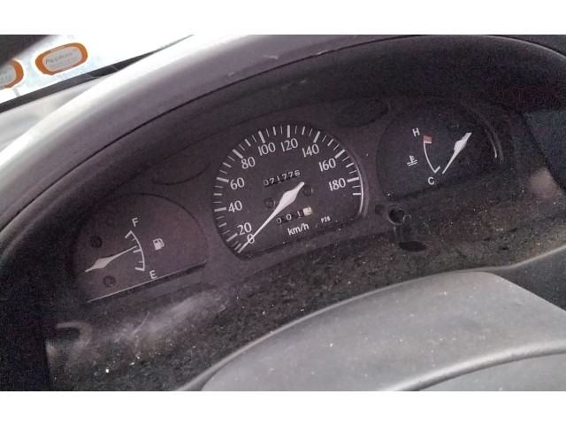 Přístrojová deska Toyota Starlet (P90) V 1998 83800-10480, 157390-6861