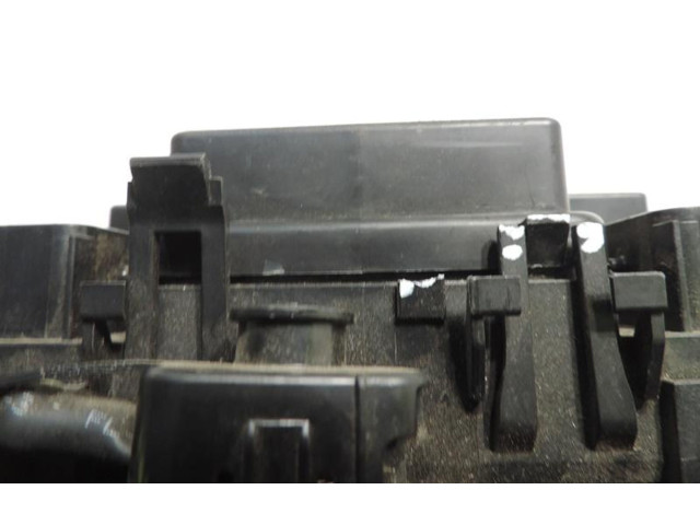 Pojistková skříňka F2GT-14A067-MF Ford Edge II 2015