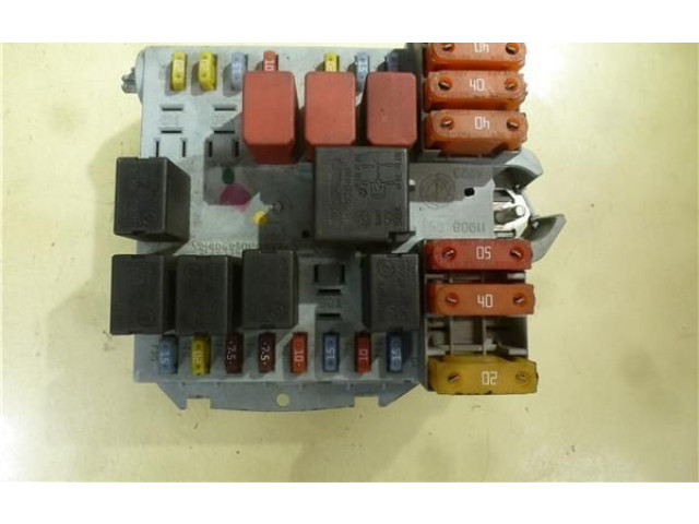 Блок предохранителей 50508214 Alfa Romeo 166