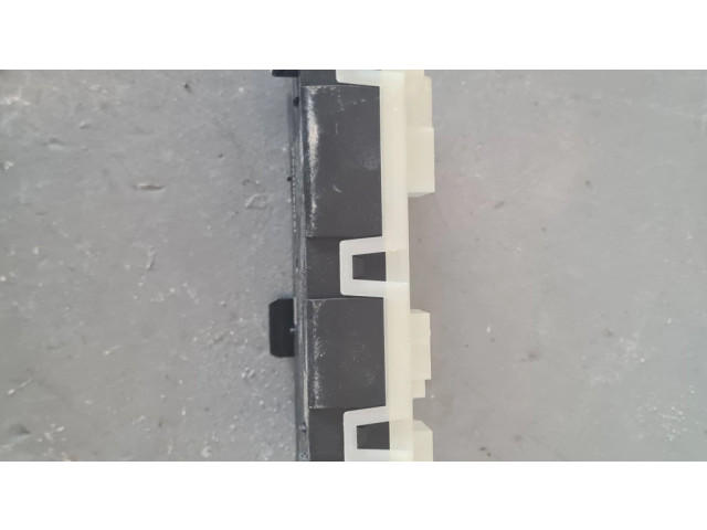 Блок управления крышки багажника