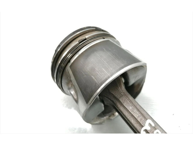 Поршень с шатуном YD22DDTI Nissan X-Trail T30