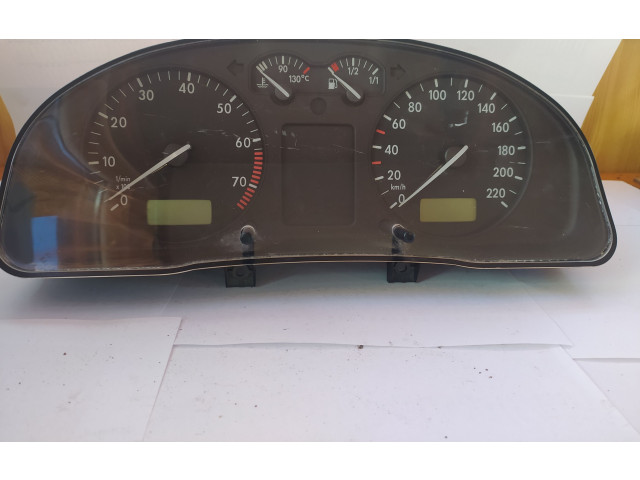 Панель приборов 09051940090   Volkswagen PASSAT B5       