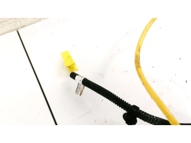 Подушка безопасности в сиденье Mazda 3 I