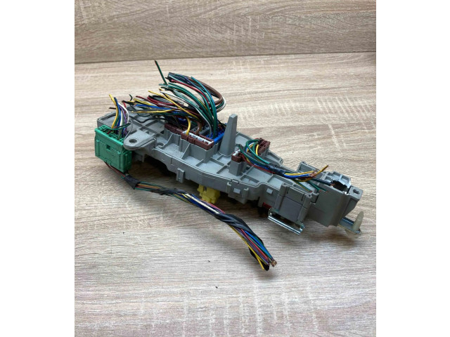 Блок предохранителей  3820ASN7G105   Rover 620    