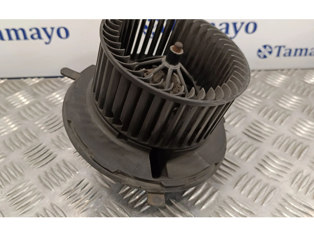 Вентилятор печки    1K1819015A, 983226W   Volkswagen Caddy