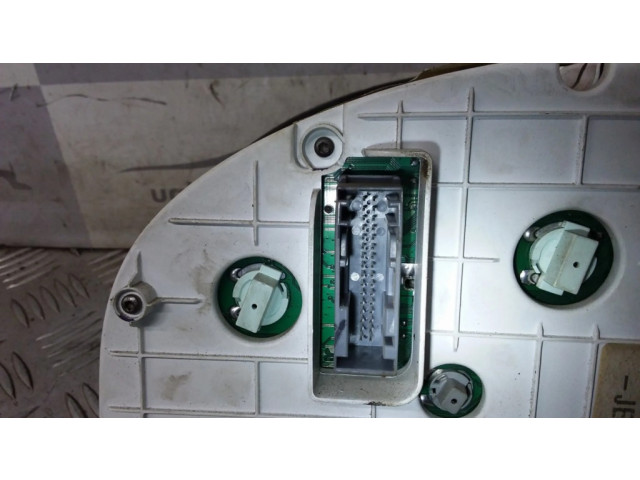 Přístrojová deska Ford Mondeo Mk III 2001 1S7F108411