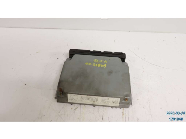 Блок управления впрыском 8601825   Volvo S70  V70  V70 XC