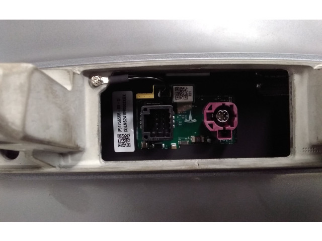 Дисплей    175656600D   Tesla Model 3