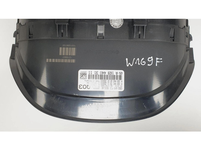 Панель приборов A1694403111 Mercedes-Benz A W169