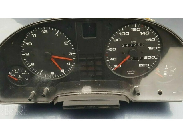 Панель приборов 893919033BA Audi 80 90 S2 B4